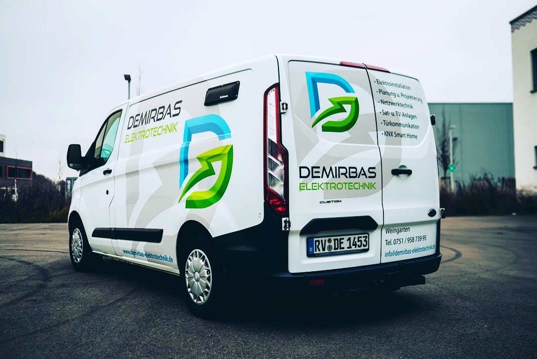Demirbas-Elektrotechnik-Fahrzeug-Rückseite